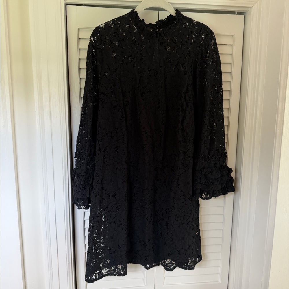 Who What Wear Black Lace Long-Sleeve Shift Dress
